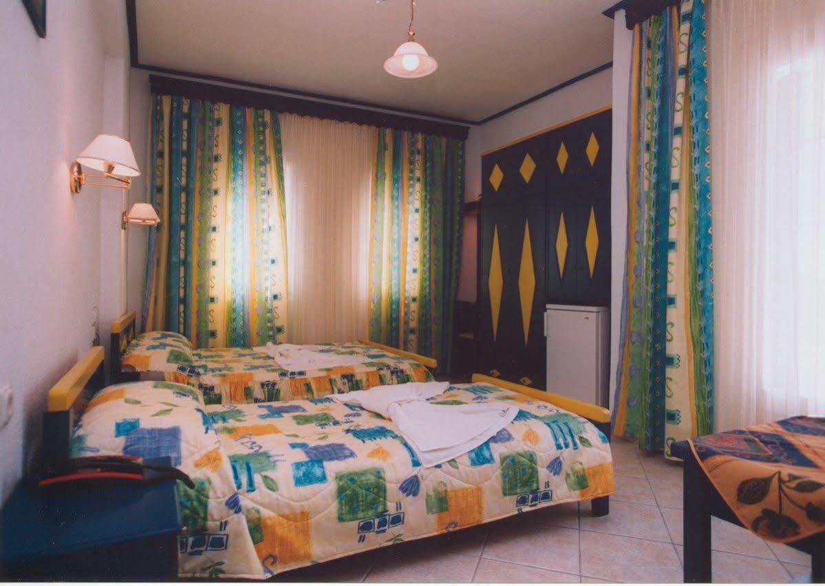 Galini Hellenic Hospitality Aparthotel Patitíri Kültér fotó